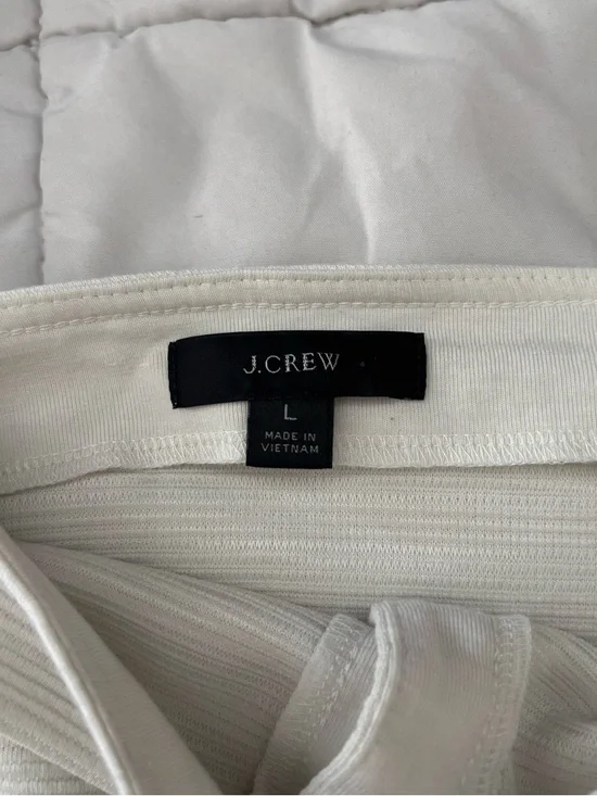 J.CREW Women's Ivory Knit V-Neck Button Front Tank Top Sleeveless Regular L - Picture 3 of 4